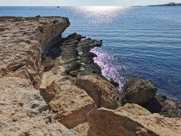 Protaras Zona Famagusta Chipre Uma Costa Rochosa Lava Longa Endurecida — Fotografia de Stock
