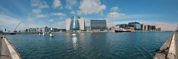 Panorama Samuel Beckett Bridge Convention Centre Dublin River Liffey Dublin — Stock fotografie