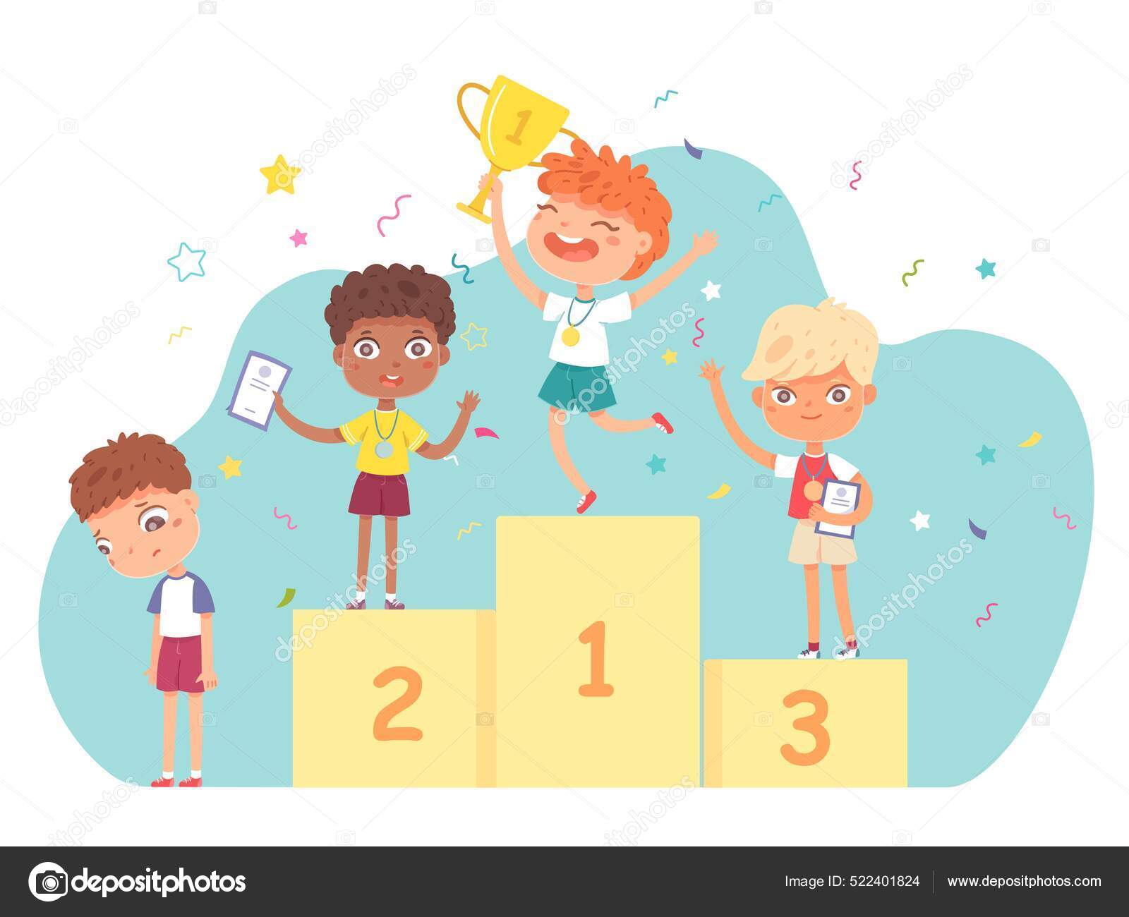 les enfants avec des médailles tenant le trophée de la coupe d'or debout  sur le podium ou le piédestal des gagnants avec les premier, deuxième et  troisième prix célébrant la compétition gagnante
