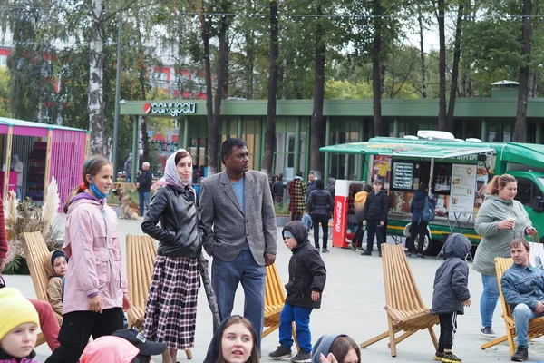 Нижній Новгород Росія Швейцарський Парк Екологічний Фестиваль 2021 Щаслива Подружня — стокове фото