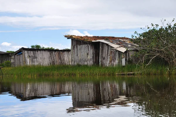 Wooden Old House River — Stock Photo, Image