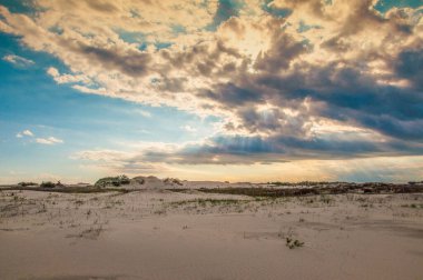 Praia do Cassino, Brezilya 'daki kumullar üzerinde güzel bulutlar