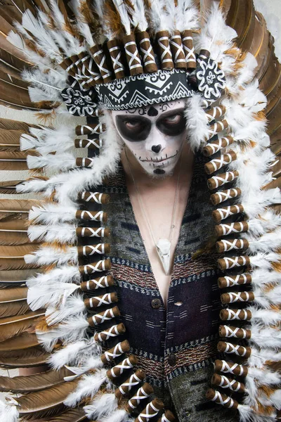 Man Met Schedel Skelet Halloween Kostuum Stockafbeelding