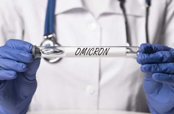 Corona virüsünün Omicron versiyonu. Cam tüp hakkında konuş.