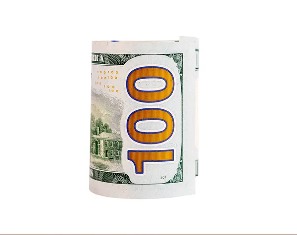 J'ai roulé un billet de cent dollars isolé sur fond blanc. Monnaie américaine et concept de devise — Photo