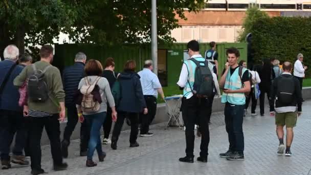 Londres Royaume Uni Septembre 2022 Des Personnes Faisant Queue Dans — Video