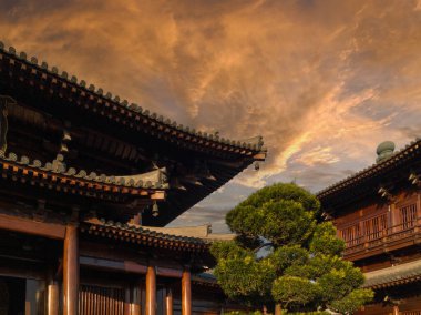 Baoshan Tapınağı. Baoshan Bölgesi 'nde yer alan Baoshan Tapınağı, Şangay' ın en ünlü Budist tapınaklarından biridir..