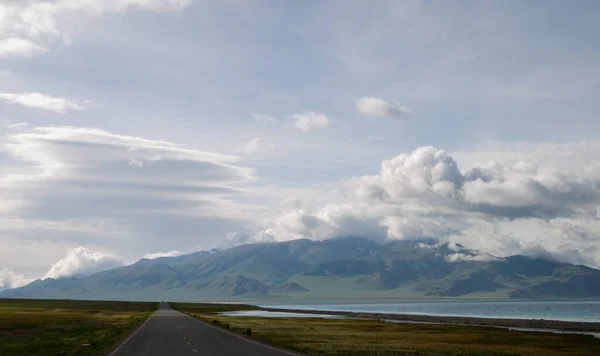 Bela Paisagem Natural Sayram Lakexinjiang China — Fotografia de Stock