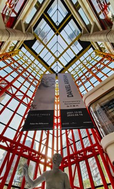 İç yapı sanatı. İnsanlar güzel şeylerin değerini bilmeyi sever.