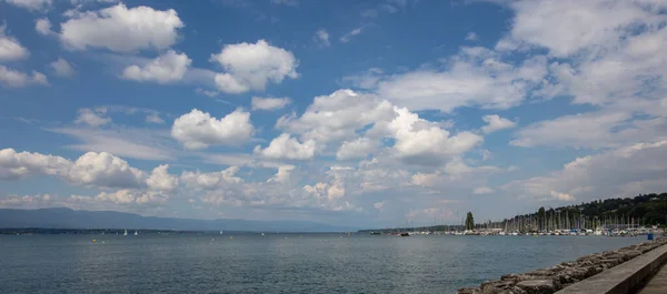 Λίμνη Της Γενεύης Μπορεί Υπερηφανεύεται Για Πολλά Από Μεγαλύτερα Ηπιότερη — Φωτογραφία Αρχείου