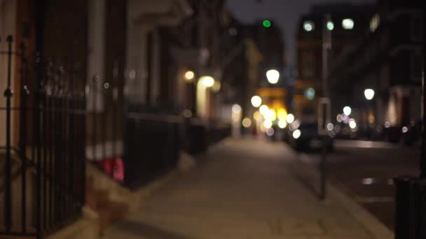 Left Right Pan Empty Residential Street London Night Defocused Shot — Stock Video