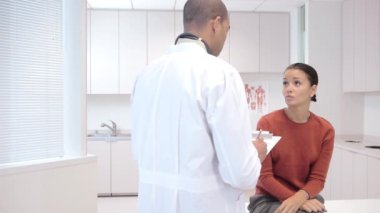 Doktor danışmanlık hasta muayene odası