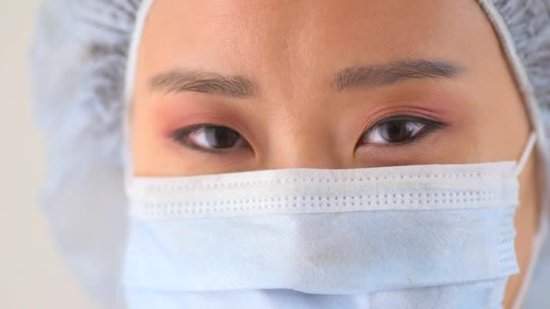 Closeup Chinese Woman Doctor — Stock Video