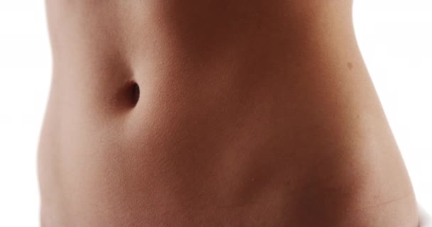 健康适合妇女平胃特写镜头 — 图库视频影像
