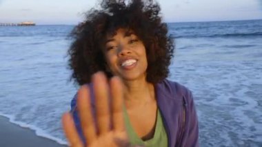 Plajı'nda kadın portresi