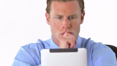 İş adamının gülüşüne yakın çekim