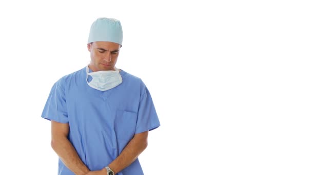 Δυστυχής Χειρουργός Παραδίδει Άσχημα Νέα — Αρχείο Βίντεο