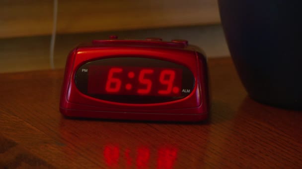 Relógio Alarme Disparado Manhã — Vídeo de Stock