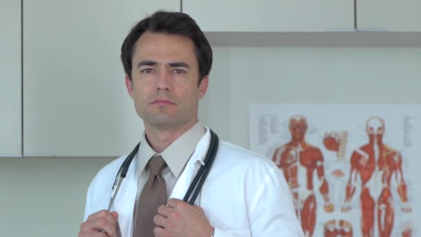 진료소 에서의 의사의 — 비디오