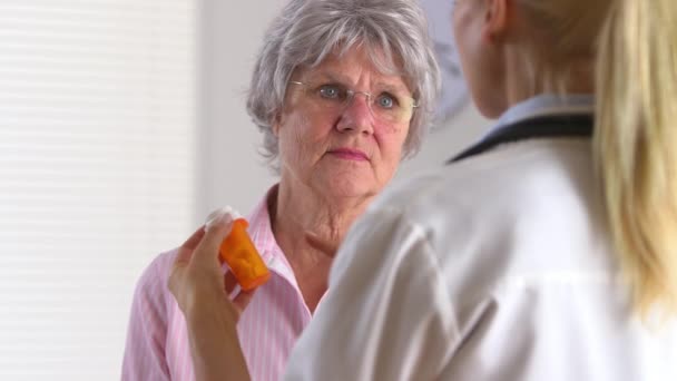 Elderly Patient Talking Doctor Medication Pill Bottle — Stock Video