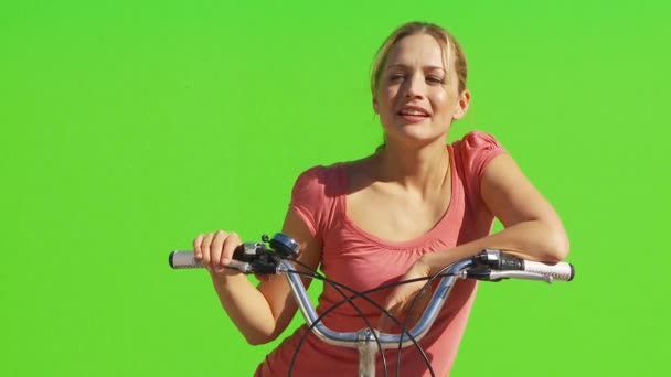 자전거를 카메라를 — 비디오