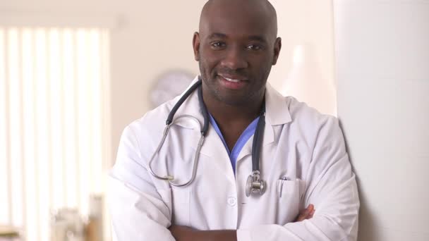 Gros Plan Médecin Afro Américain Hôpital — Video