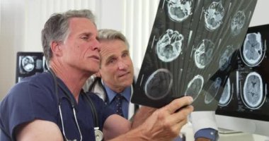 Ofiste çalışan hekimlerin