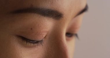 Japon kadının çehresini yakın çekim