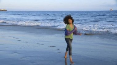 Plajı'nda kadın portresi