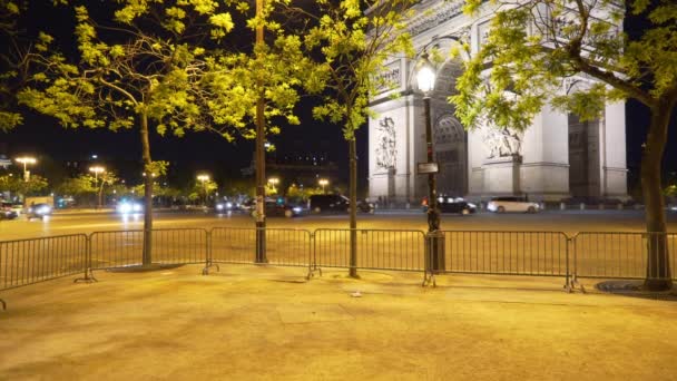 Car Traffic Driving Champs Elysees Front Arc Triomphe Night Shot — Stock Video
