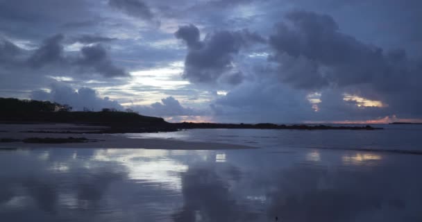 Hintergrundplatte Eines Silhouettierten Stegs Strand Von Costa Rica Bei Sonnenuntergang — Stockvideo
