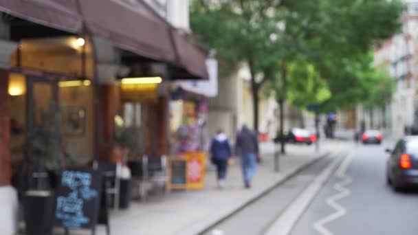 Plan Déconcentré Piétons Dans Petit Quartier Commerçant Londres Vue Floue — Video