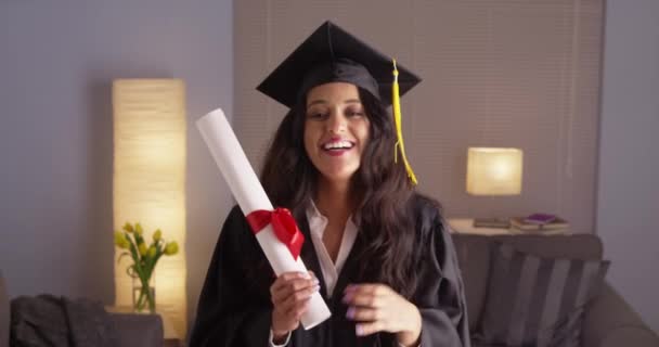 Mexican Woman Proud Her Degree — Stock Video