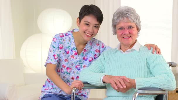 Chinese Nurse Elderly Patient — Stock Video