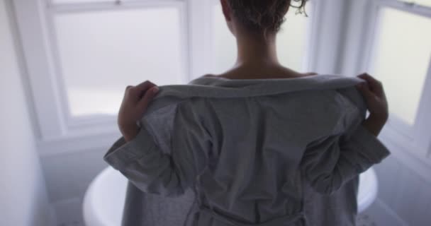 111 Pretty woman undressing Stock Videos, 4K & HD Footage | Depositphotos