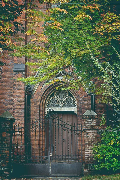 Door Ancient Church Close Tree Entrance — Stockfoto