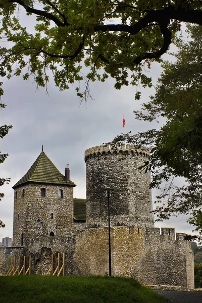 ポーランドのベジンにある古代中世の城 — ストック写真
