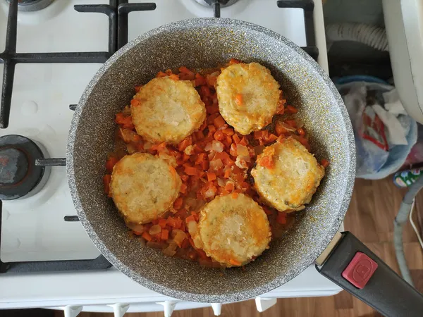 Котлети Овочами Тушковані Сковороді — стокове фото