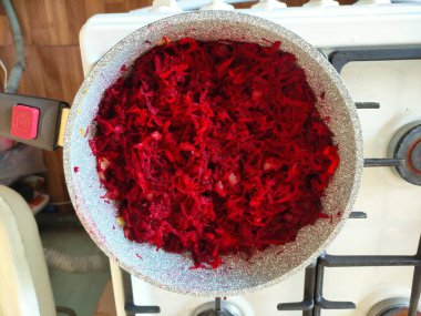 Pancarlar tavada pişirilir.