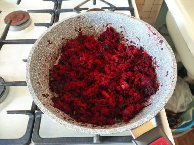 Pancarlar tavada pişirilir.