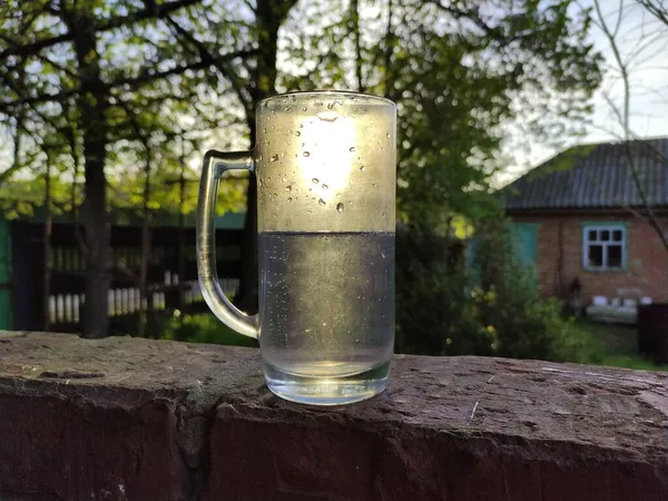 Zon Ondergaan Het Transparante Glas — Stockfoto