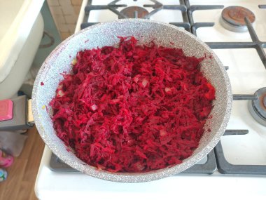 Pancarlar tavada pişirilir.