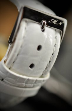 Deri Askı İzle Pazar