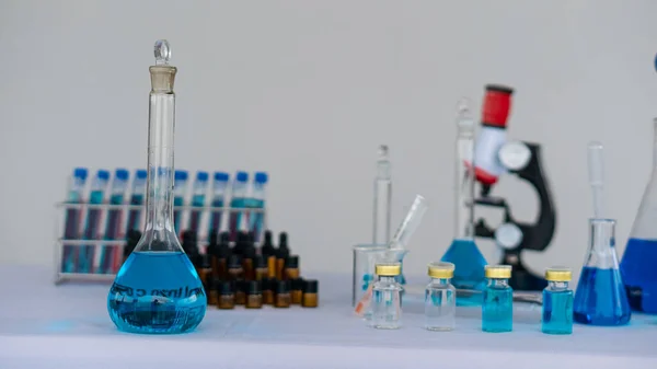 지하철 파이프 Chemistry Test Tube Gradient Background Liquid Experiment Science — 스톡 사진