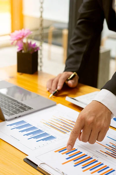 Businessman Holding Pen Working Financial Graph Laptop Calculator Analyze Financial — Stock Fotó