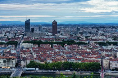 Fransa 'nın başkenti Lyon' un panoramik manzarası