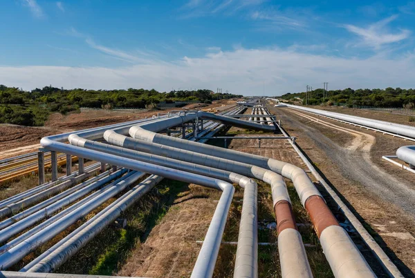 oil pipes for the Sines refinery in Portuga