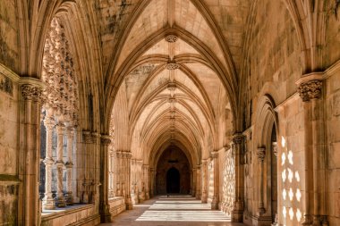Portuga 'daki Batalha Manastırı' nın içinde.