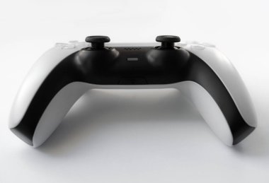 Sonraki nesil video konsol denetleyicisinin üst görünümü - beyaz üzerinde izole 