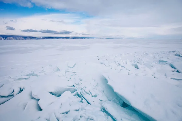 Turkus Krze Lodowej Zimowy Krajobraz Ice Drift Jezioro Bajkał — Zdjęcie stockowe